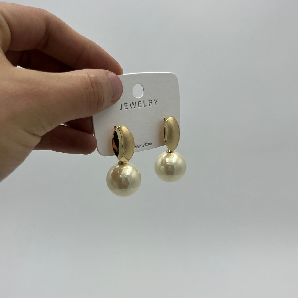 Arete Dorado A8 - Paquete de 12 piezas 11.25 c/u