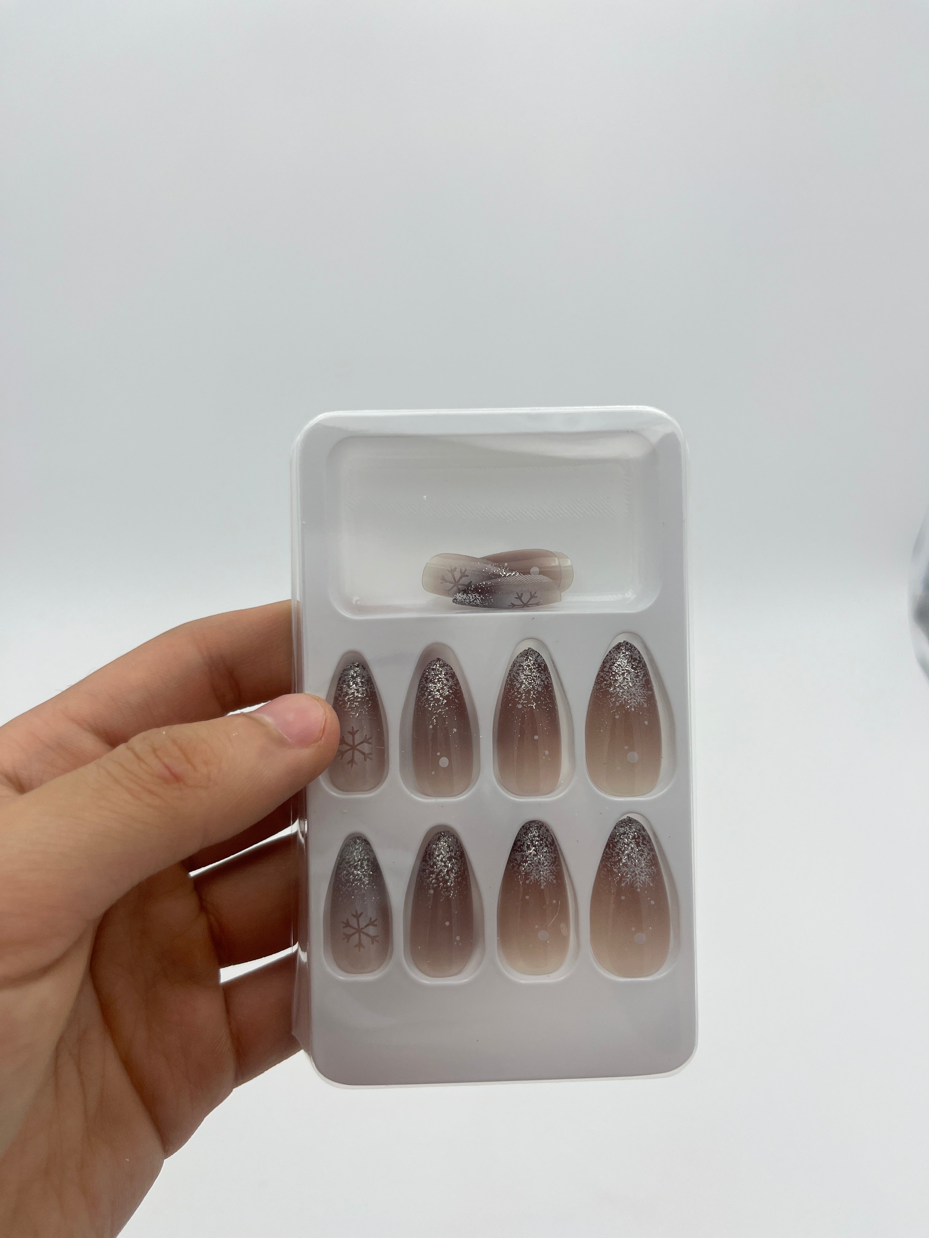 Uña Postiza Beautiful - Paquete de 12 piezas surtidas 10.00 c/u