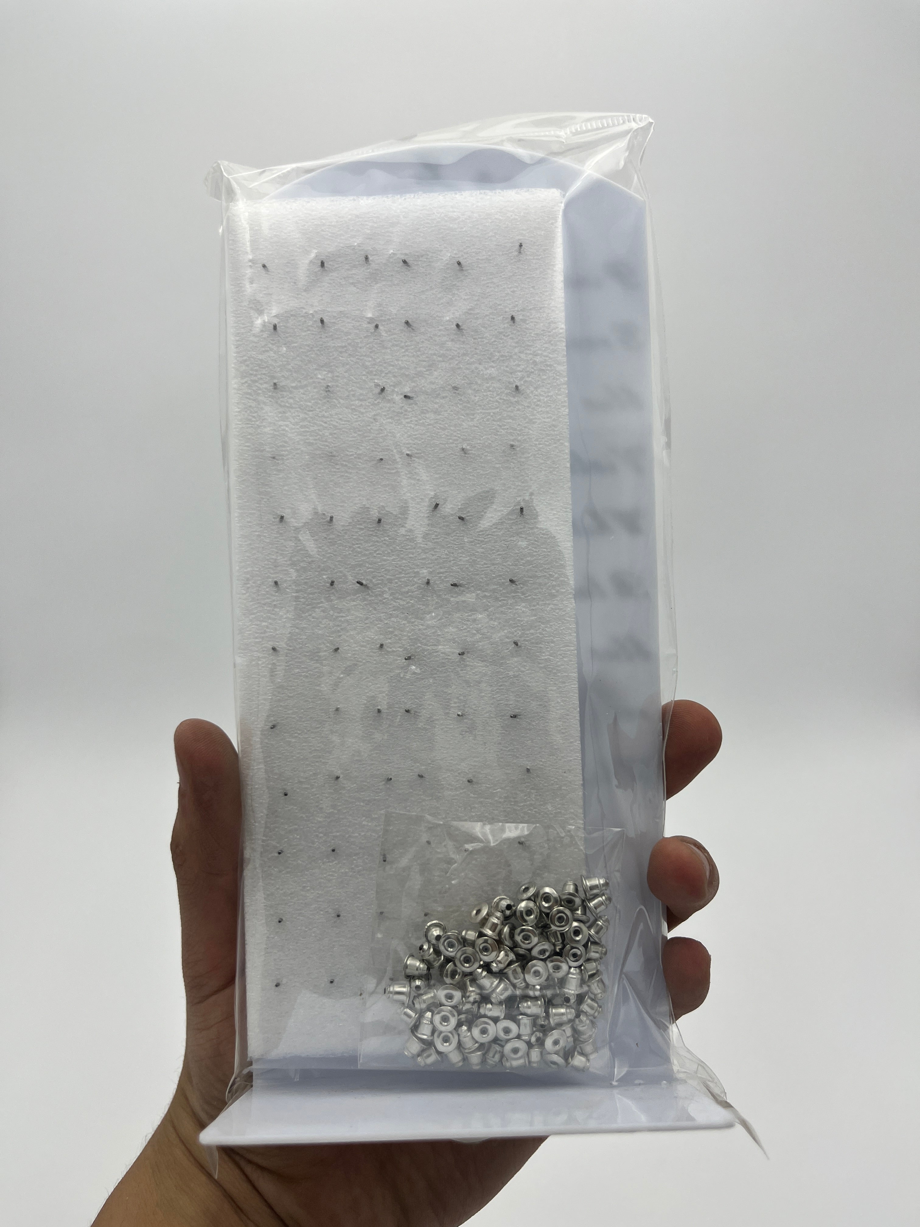 Broqueles perla tamaño variado - Paquete de 36 piezas 1.75 c/u