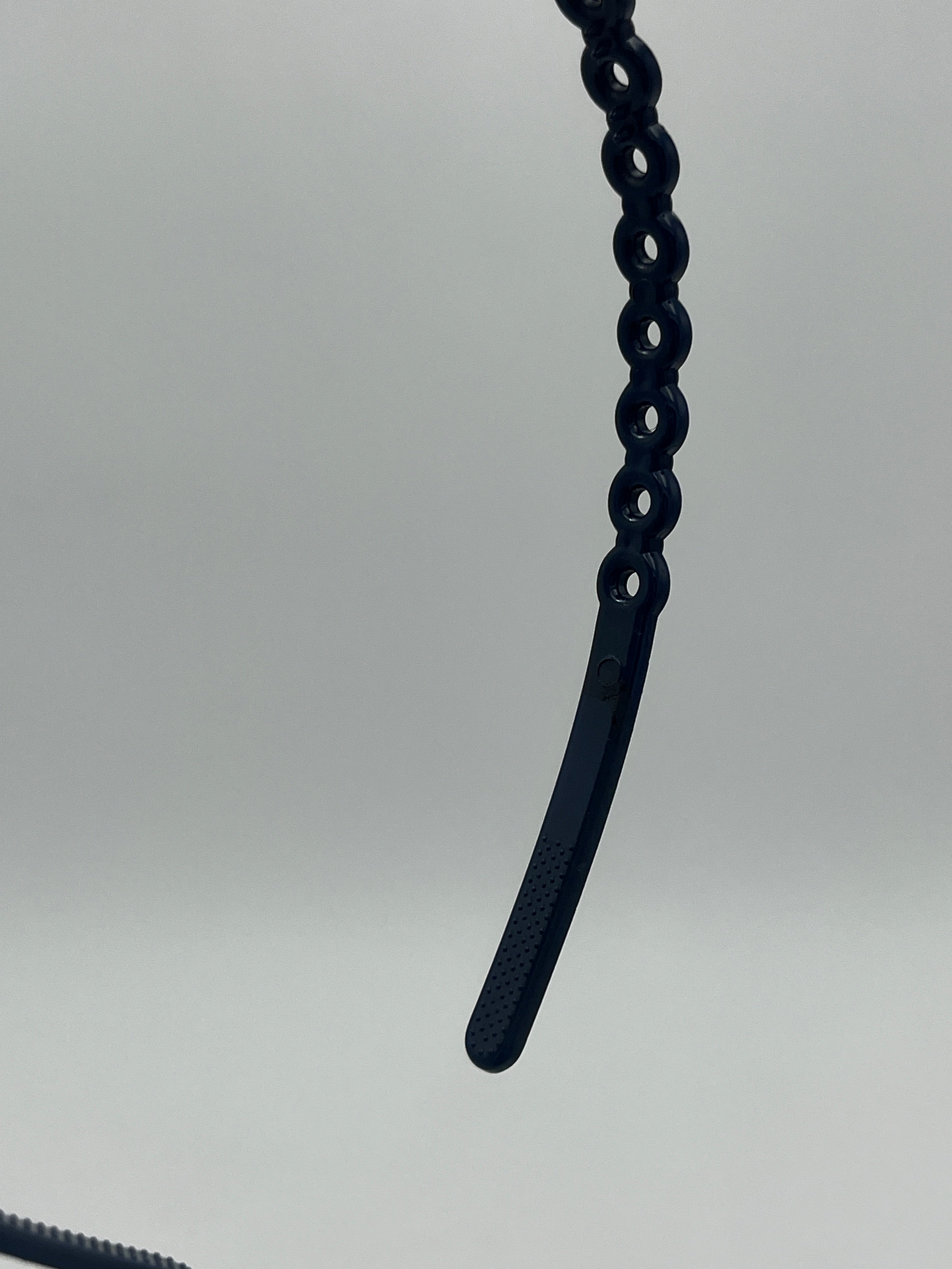 Diadema Delgada Puntos Colores Surtidos - Paquete de 12 piezas 1.83 c/u