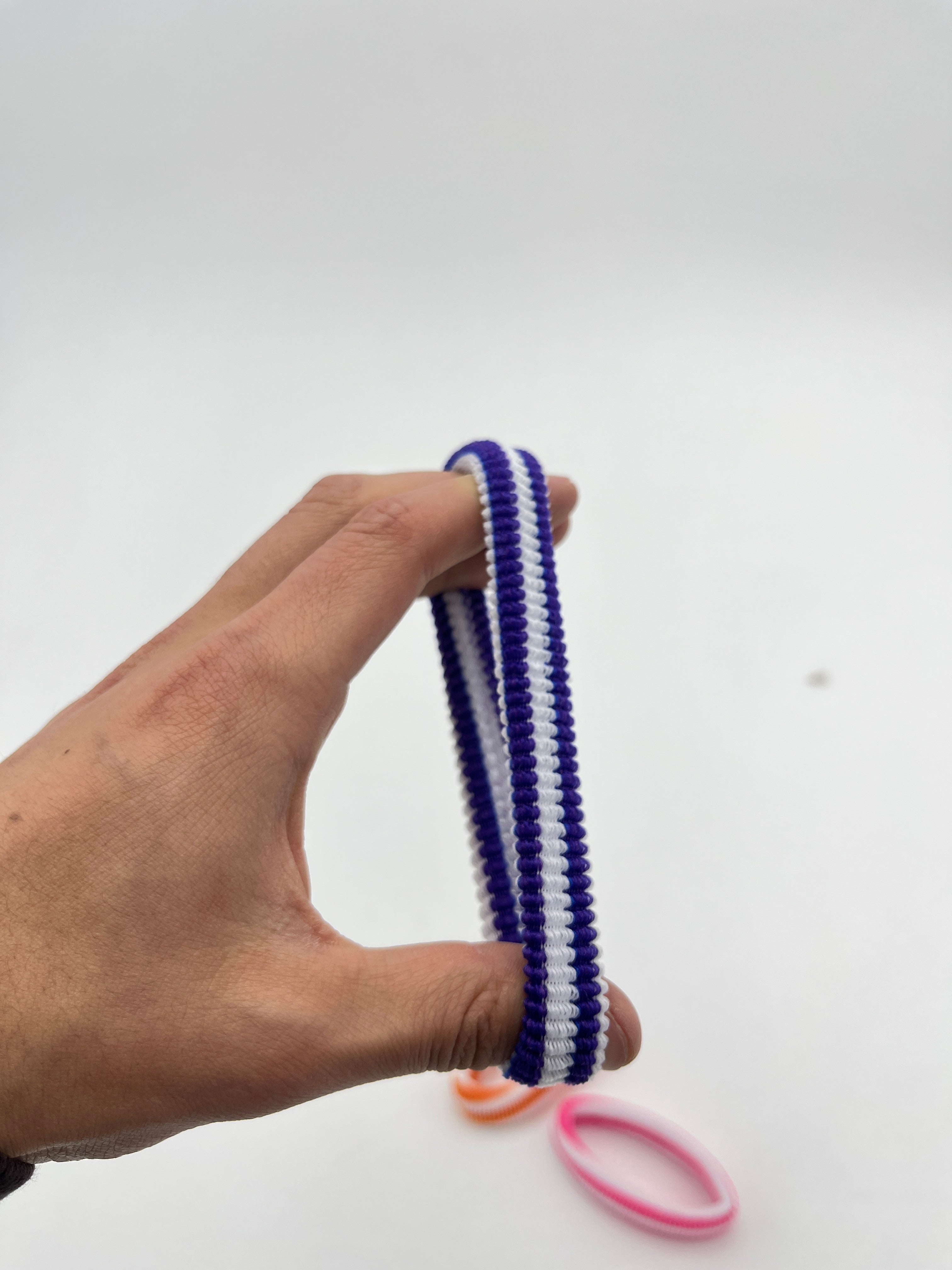 Dona Rayada Surtida - Paquete de 48 piezas c/u