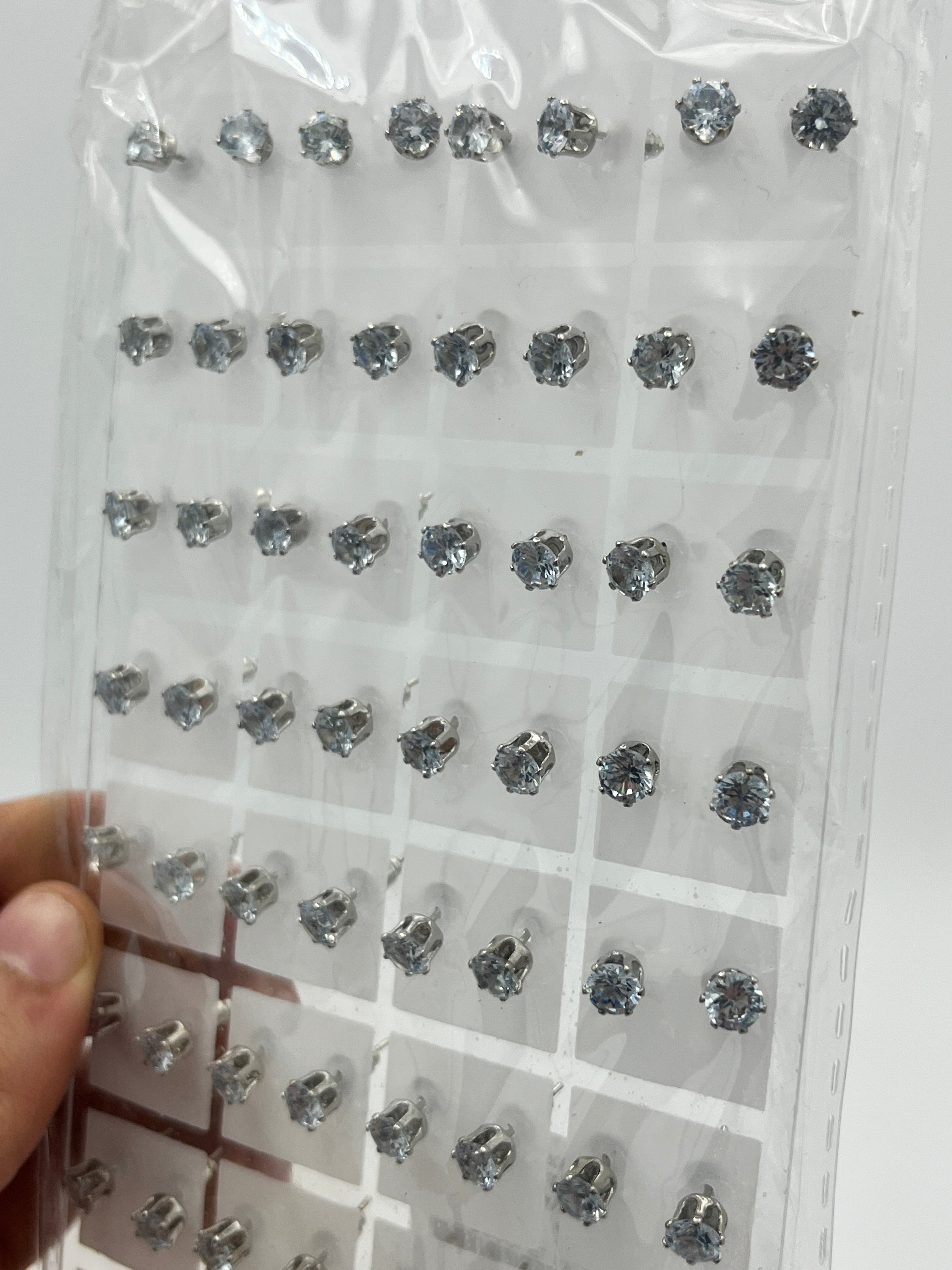 Broqueles zirconia chicos - Paquete de 36 piezas 1.75 c/u