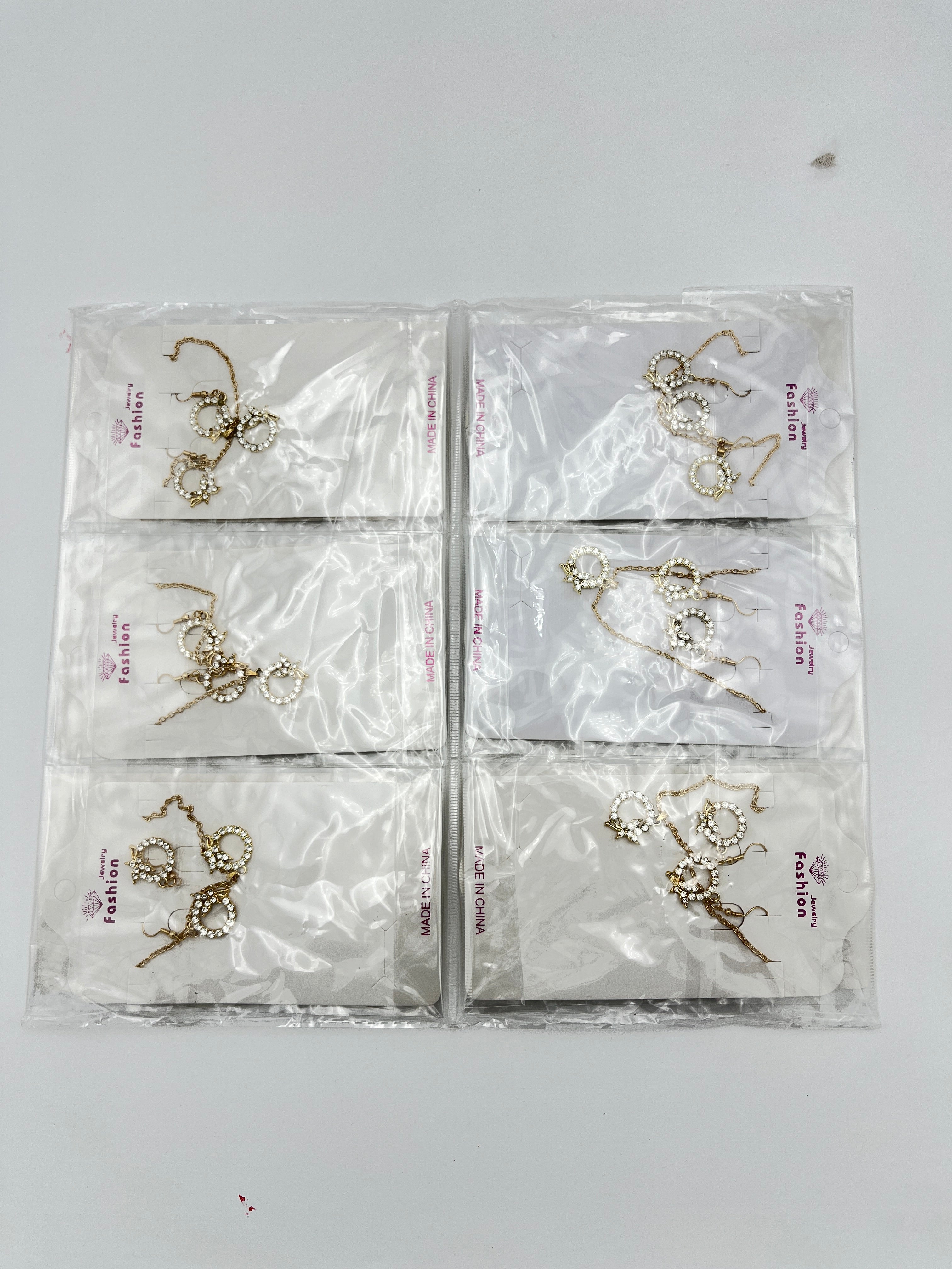 Collar con Aretes A1 - Paquete de 12 piezas 11.25 c/u