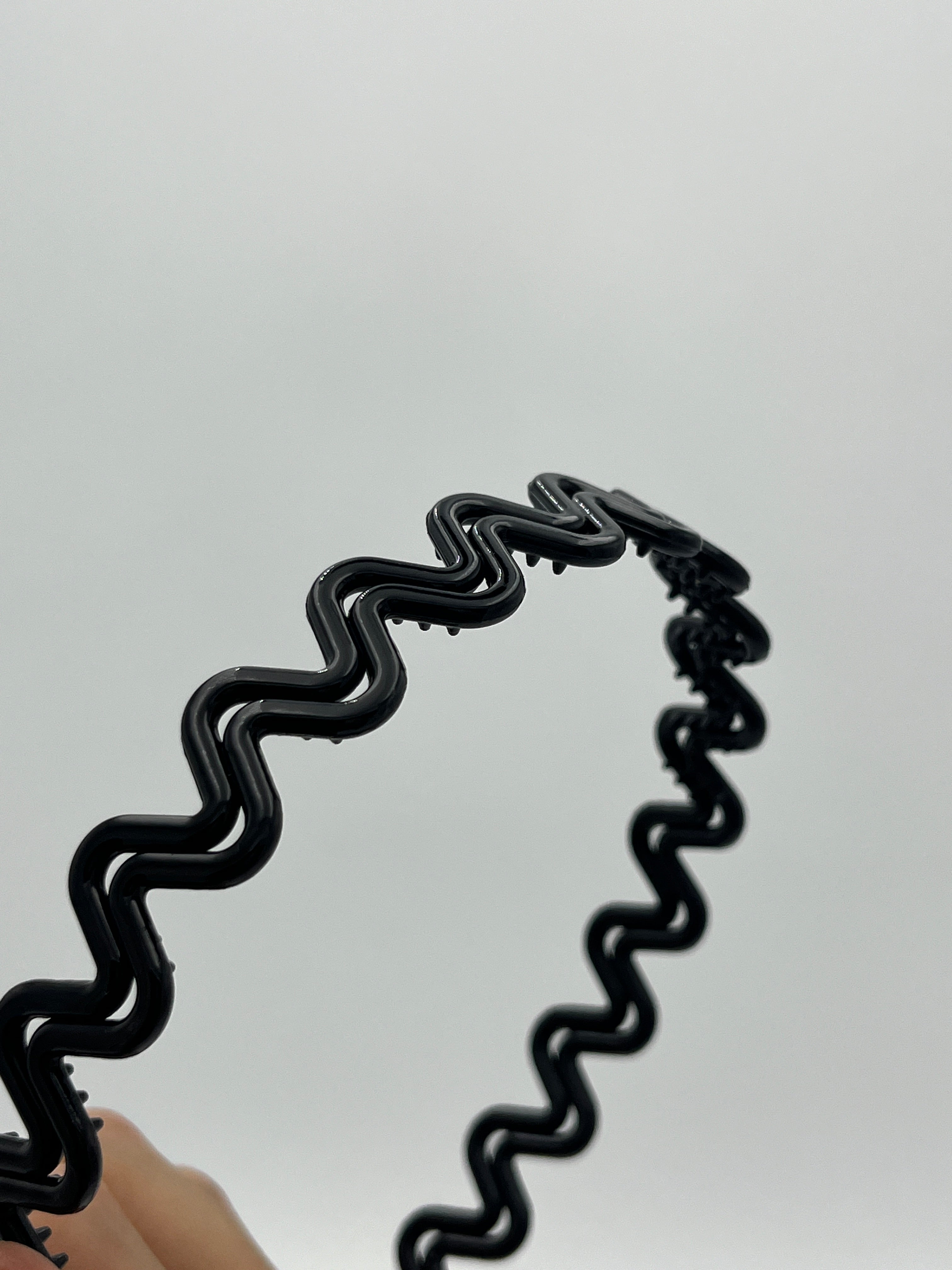 Diadema Onda Doble Colores Surtidos - Paquete de 12 piezas 1.83 c/u