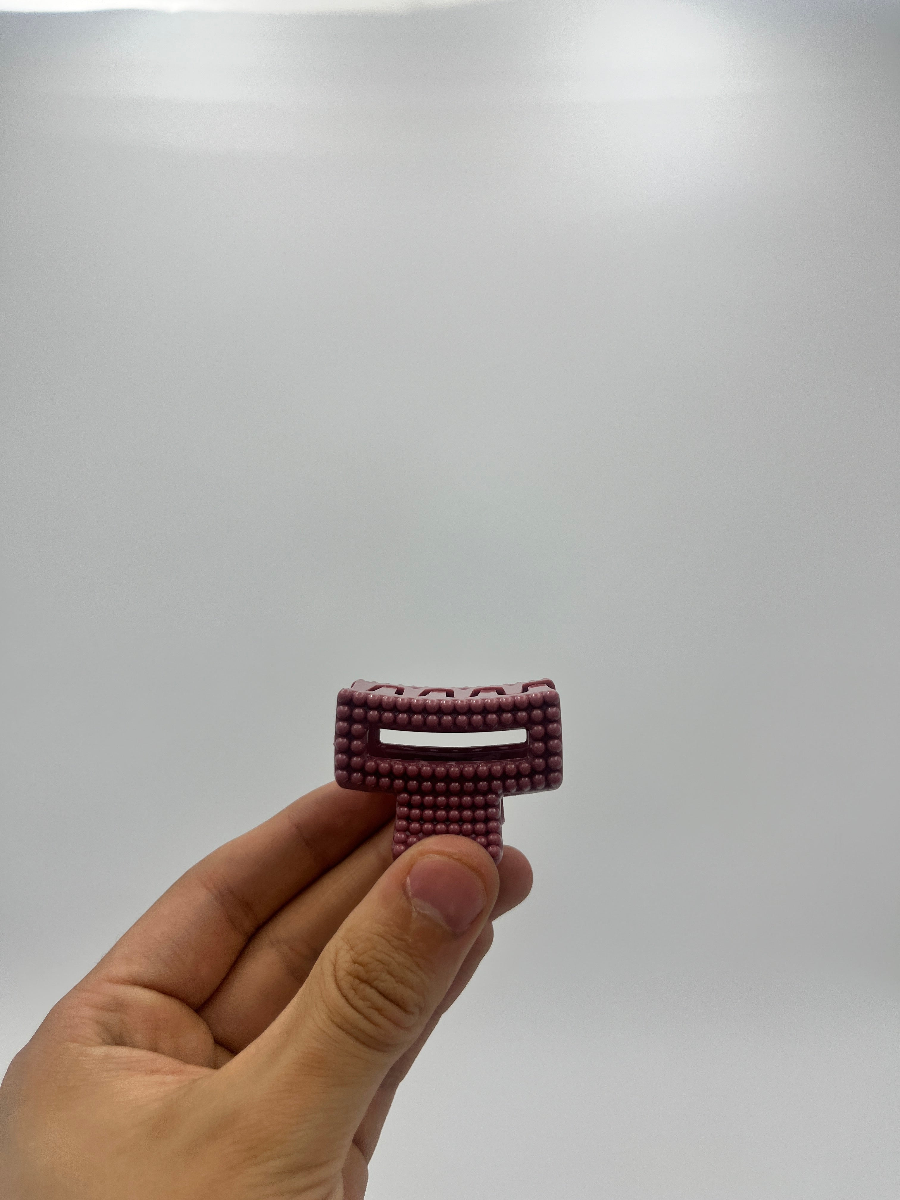 Pinza Chica Rectangular Puntos - Paquete de 12 piezas 2.58 c/u