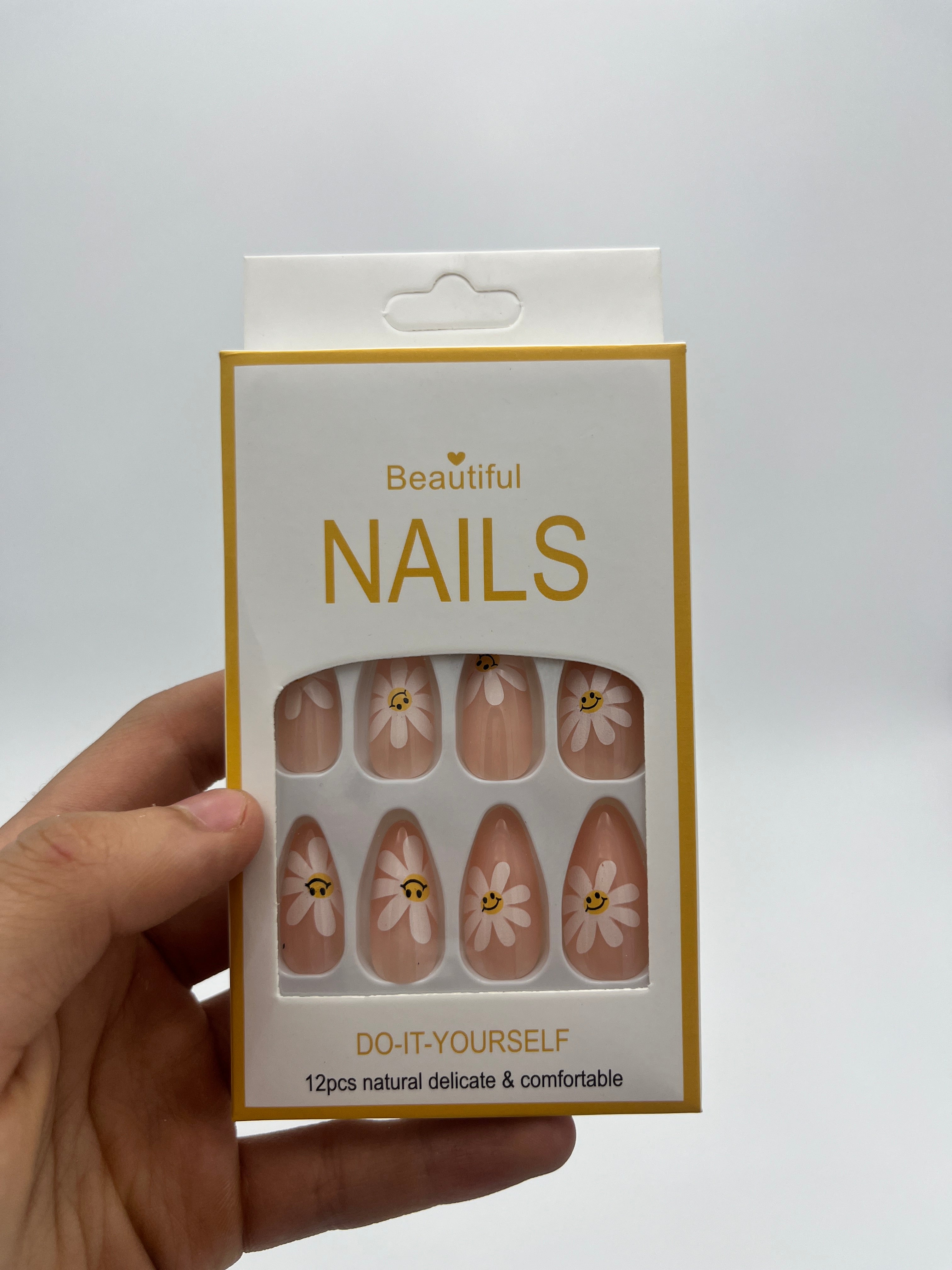 Uña Postiza Beautiful - Paquete de 12 piezas surtidas 10.00 c/u