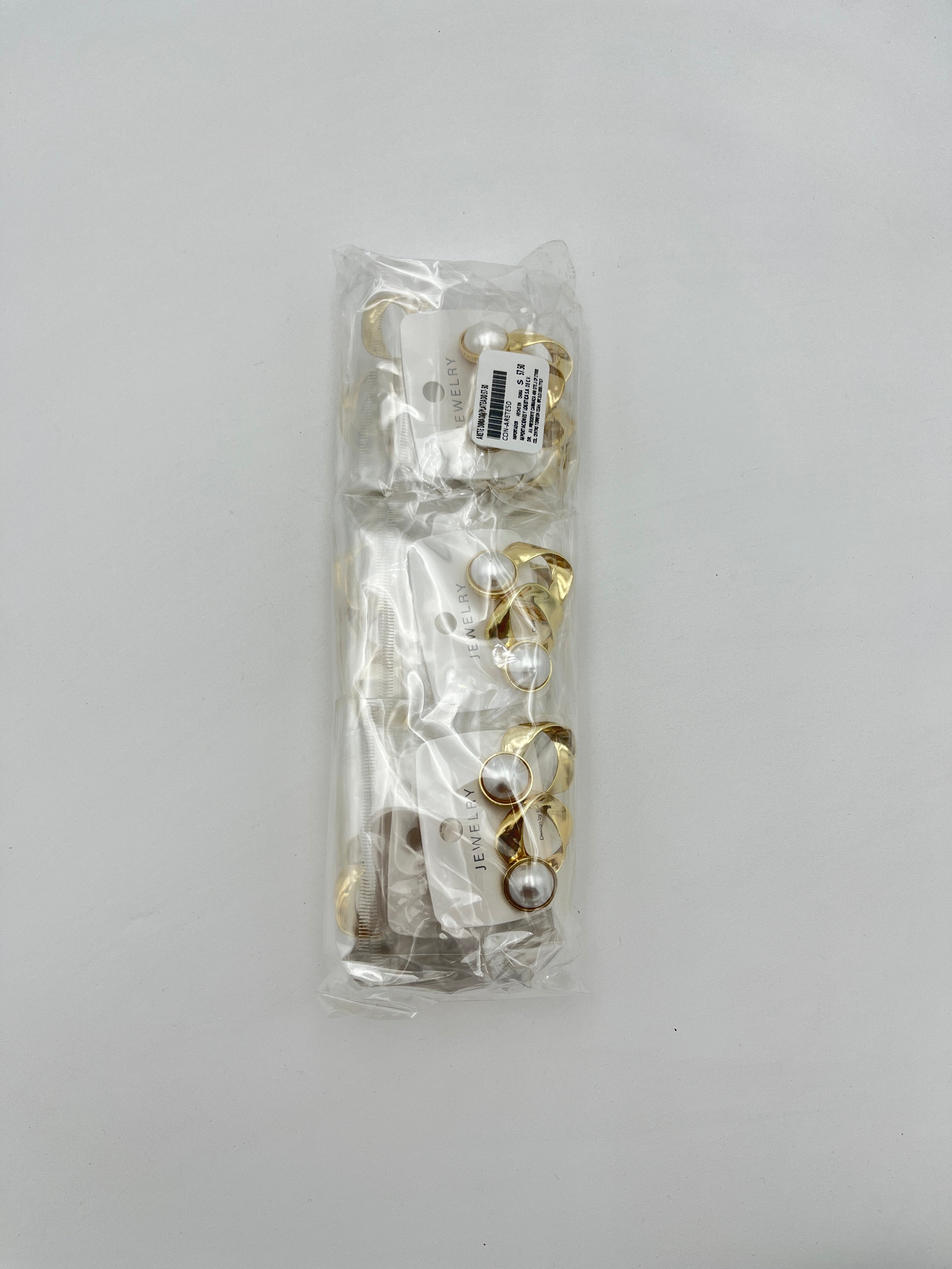 Arete Dorado A11 - Paquete de 12 piezas 11.25 c/u