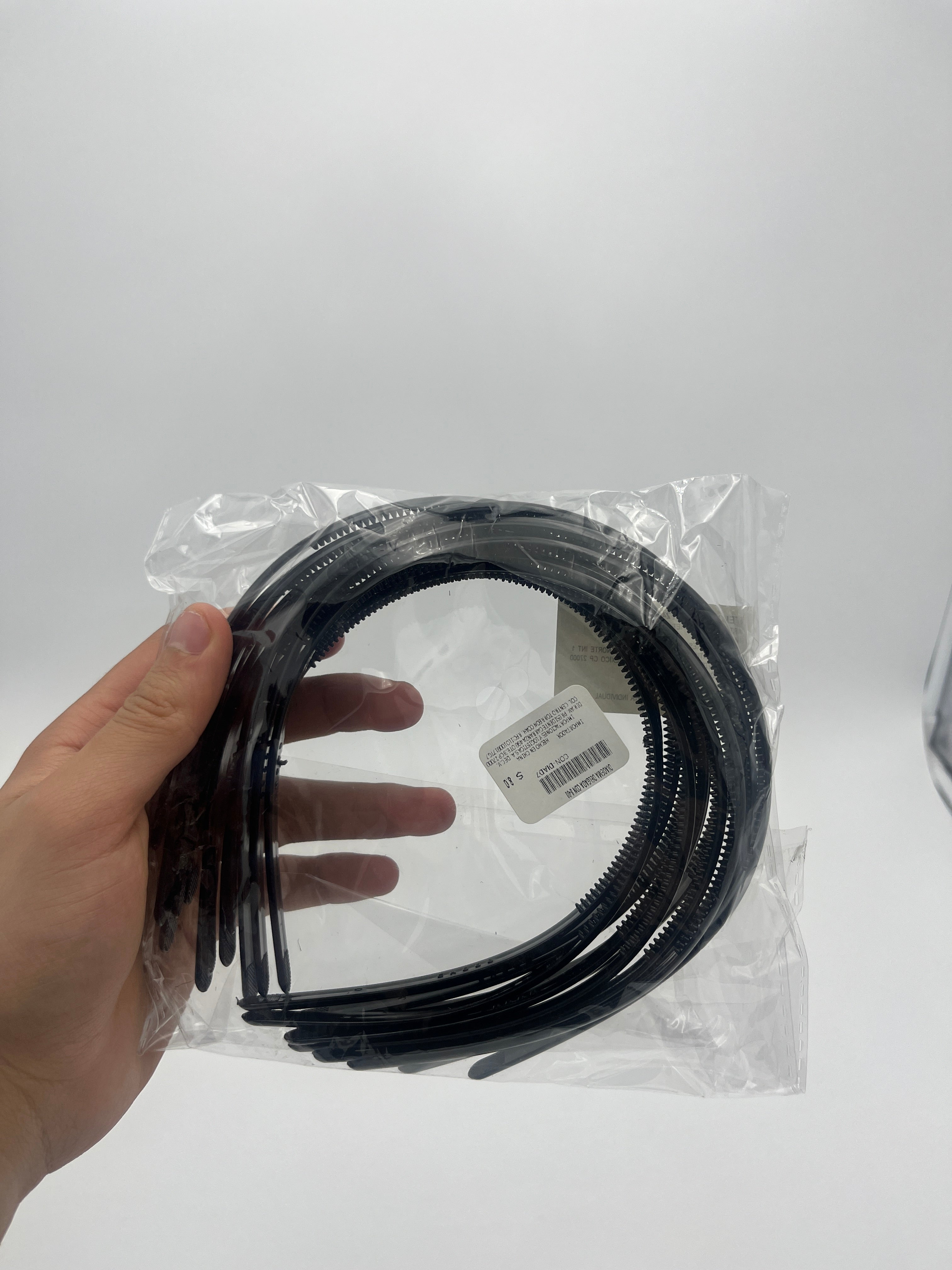 Diadema Delgada Negra - Paquete de 12 piezas 1.83 c/u