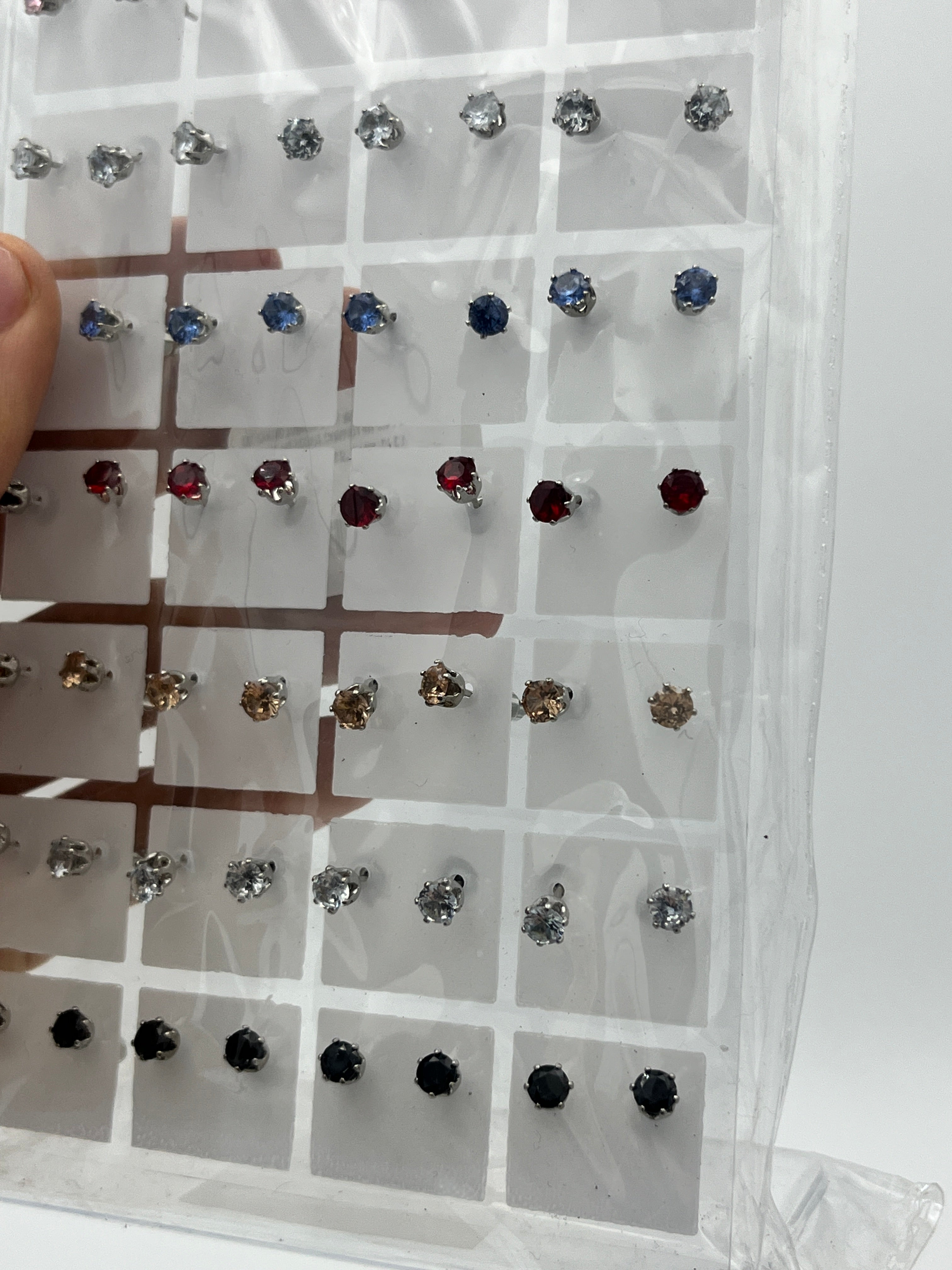 Broqueles zirconia chicos colores - Paquete de 36 piezas 1.75 c/u