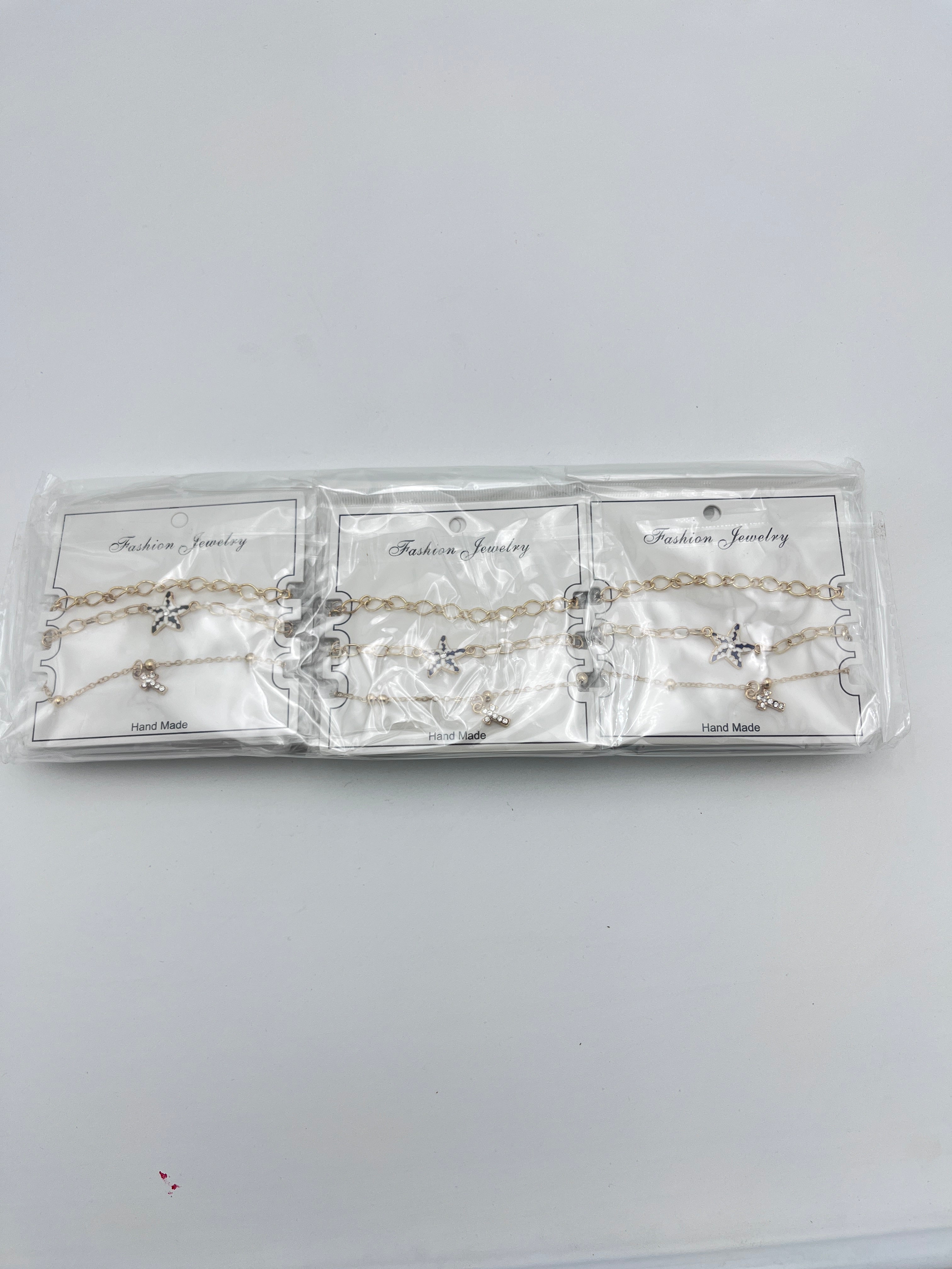 Pulsera triple P6 - Paquete de 12 piezas 14.08 c/u