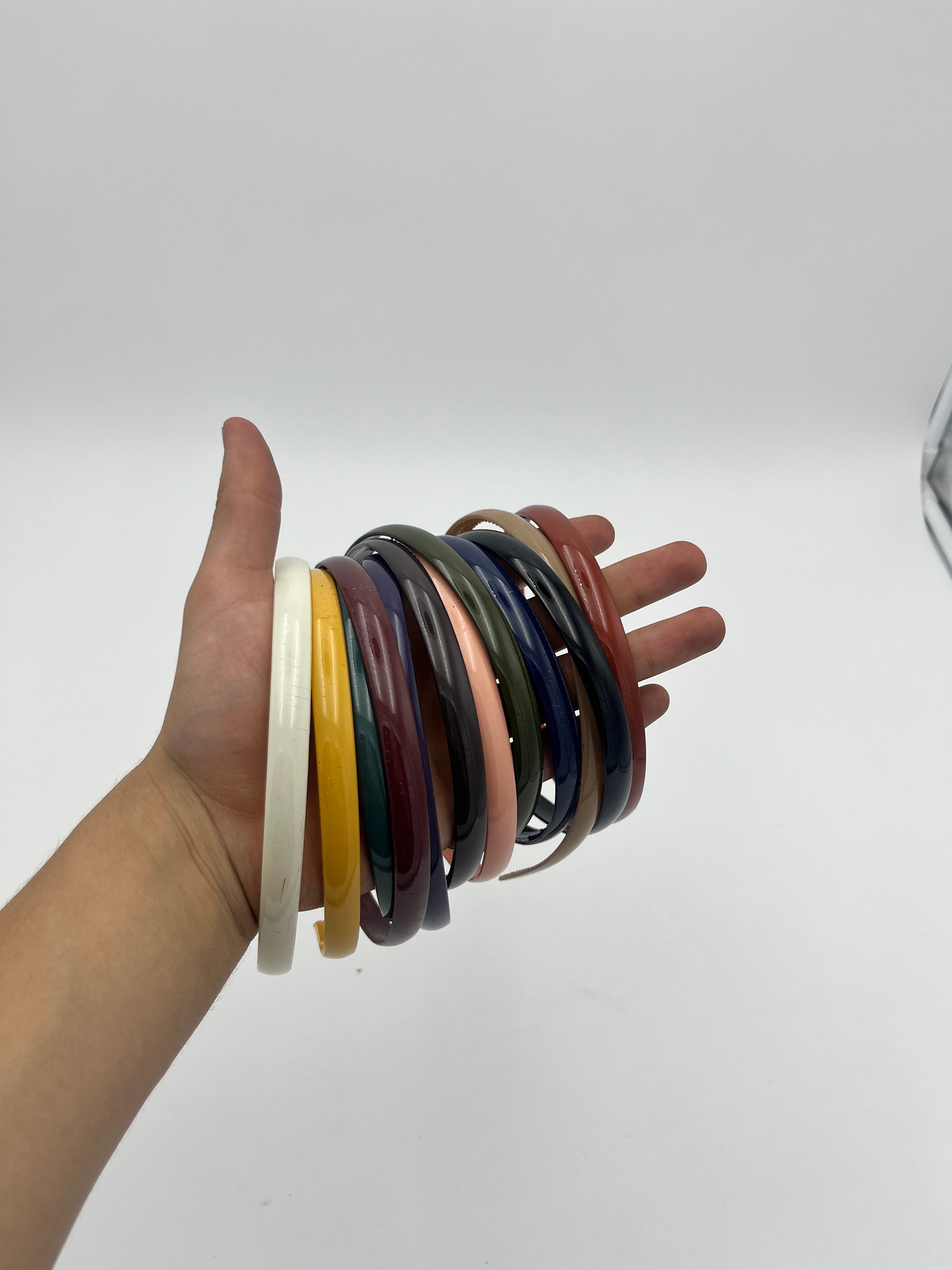 Diadema Sencilla Colores Surtidos - Paquete de 12 piezas 1.83 c/u