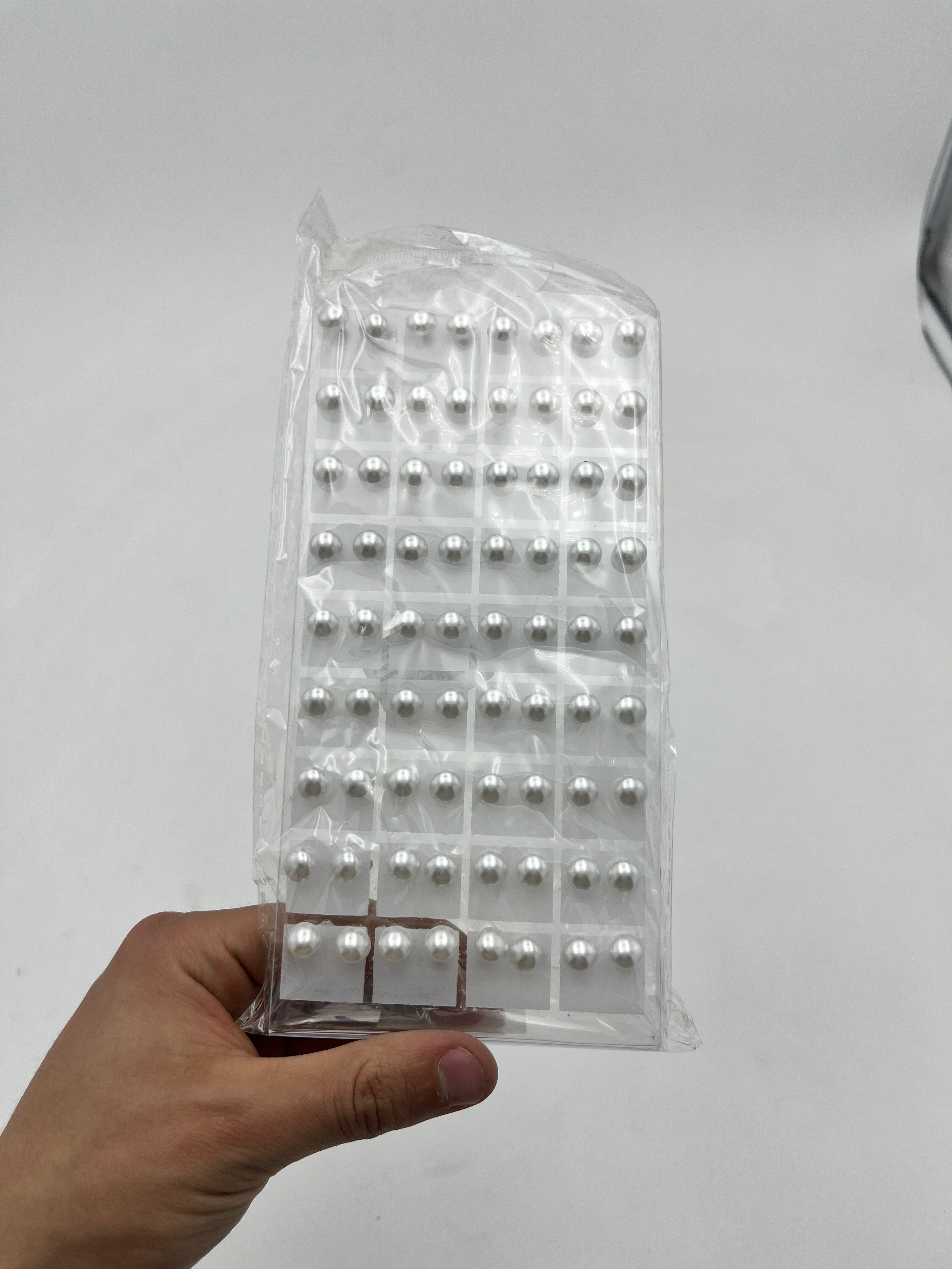 Broqueles perla - Paquete de 36 piezas 1.75 c/u