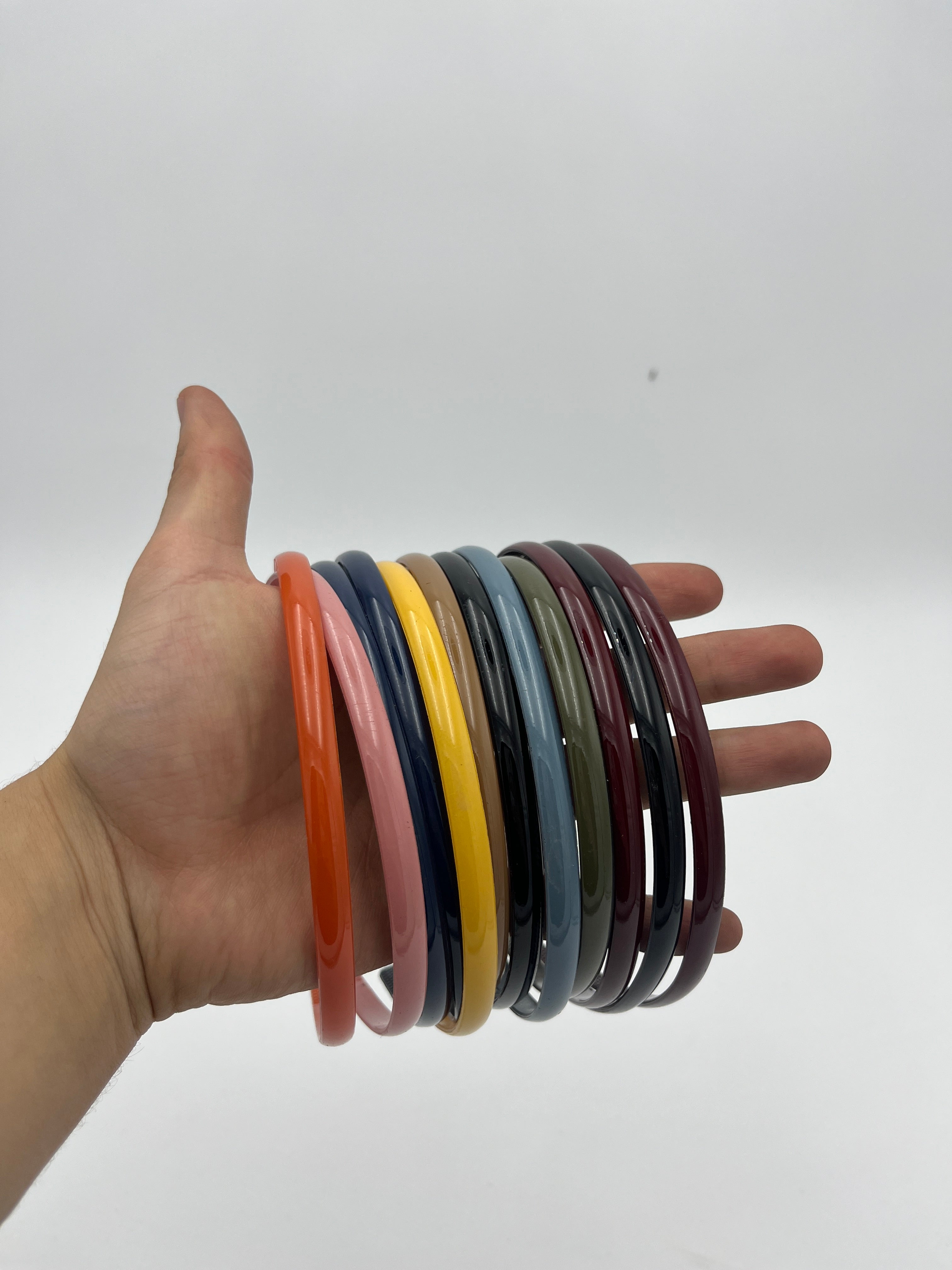 Diadema Delgada Básica Colores Surtidos - Paquete de 12 piezas 1.83 c/u