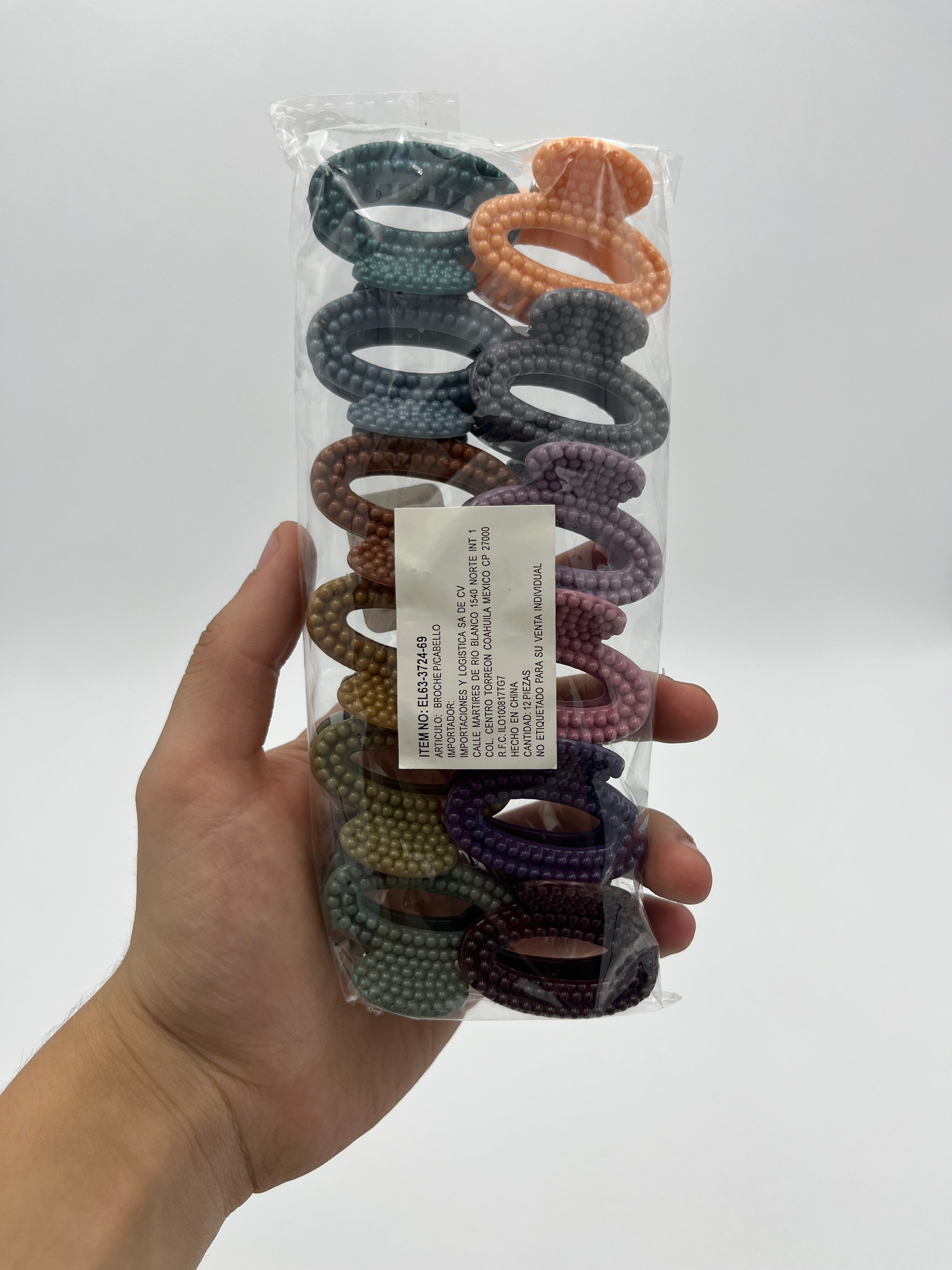 Pinza Chica ovalada puntos - Paquete de 12 piezas 2.58 c/u