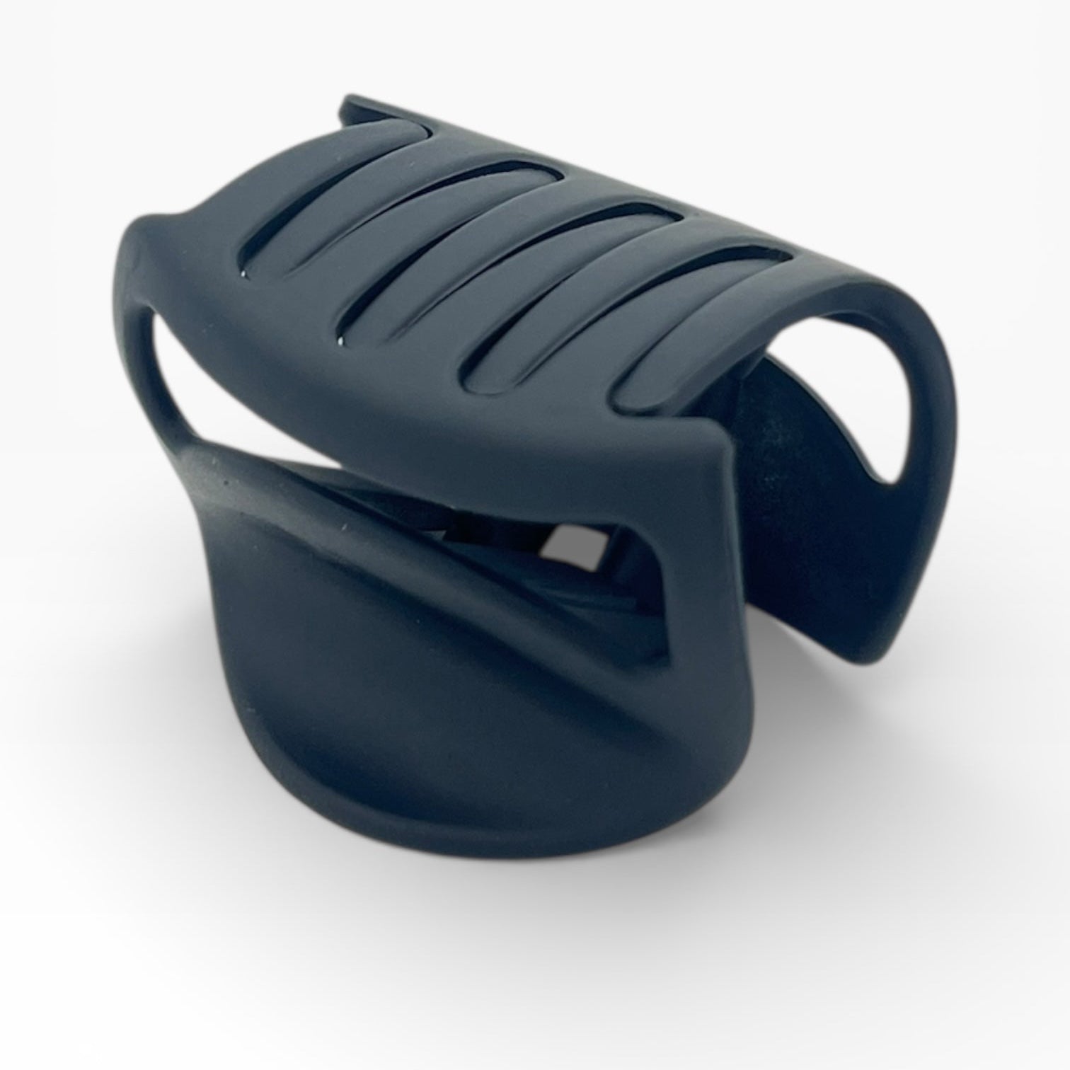 Pinza Chica Negra - Paquete de 12 piezas 2.58 c/u