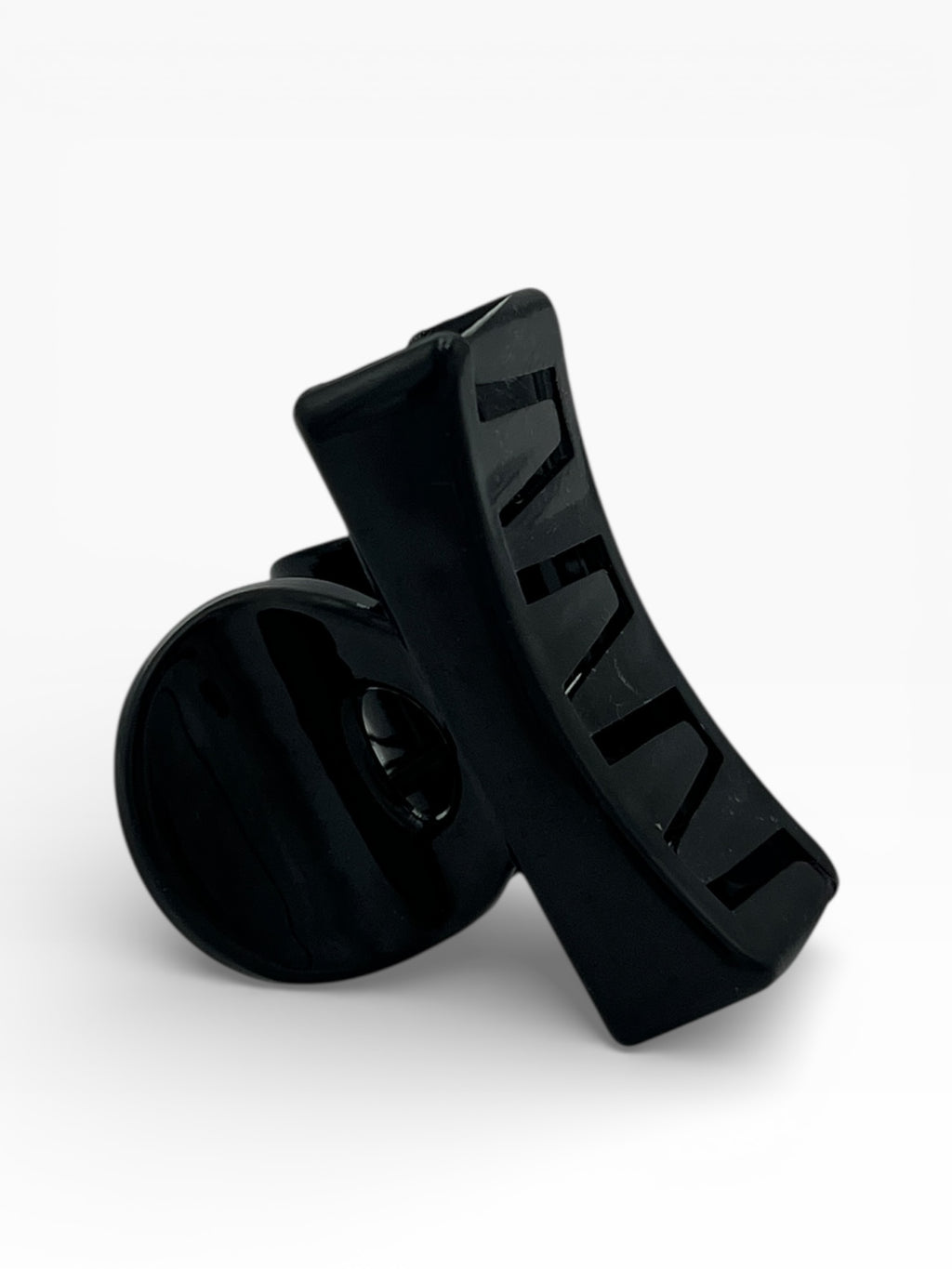 Pinza Chica negra - Paquete de 12 piezas 2.58 c/u