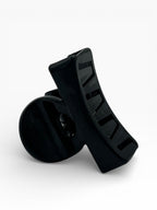 Pinza Chica negra - Paquete de 12 piezas 2.58 c/u